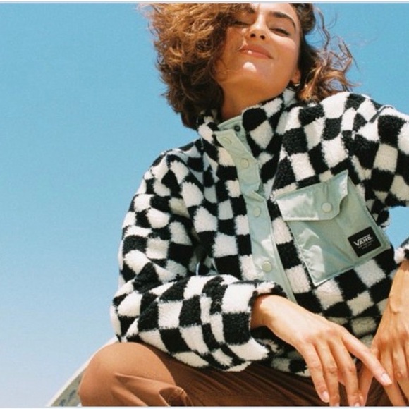 Vans Jackets & Blazers - Vans Winterset Sherpa Checkerboard Jacket.